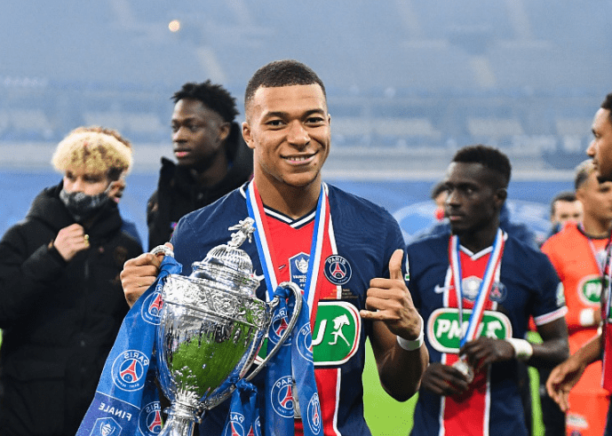 九游体育app-转折点！金州勇士更衣室发声；法国杯转会期攻防权衡；质疑声仍在；医务组通报恢复的简单介绍