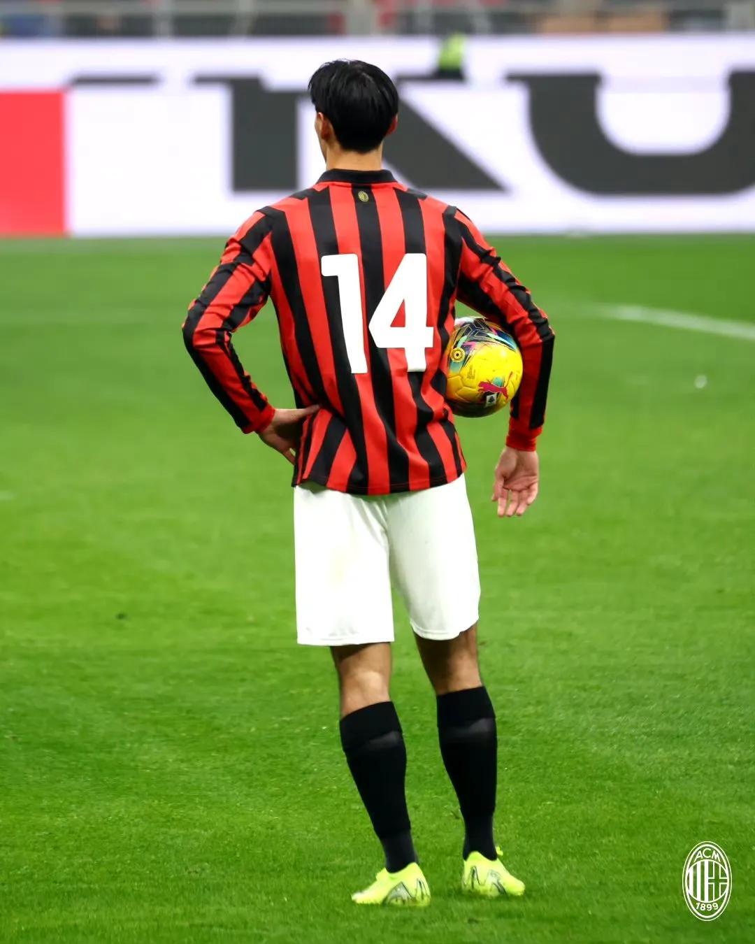 九游体育官网-转会期亚冠焦点战，AC米兰复出首秀，震撼外界，资深球员宣示担当(今早突发68级地震)