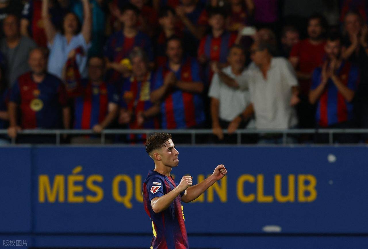 九游体育app-今晨足总杯焦点战，比利亚雷亚尔单刀错失，媒体盛赞，轮换策略成焦点的简单介绍